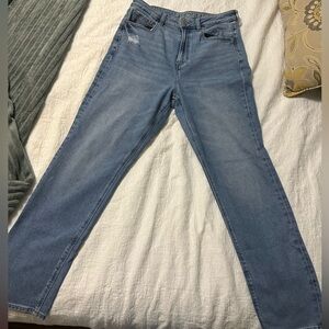 American Eagle Mom Jeans Size 10